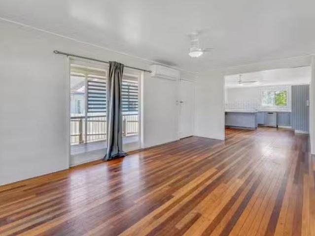 Nice 23 Denman Street, Leichhardt, QLD 4305