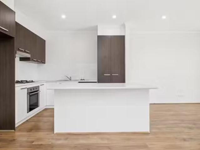 Just in! 23 Parkindula Drive, Mount Barker, SA 5251