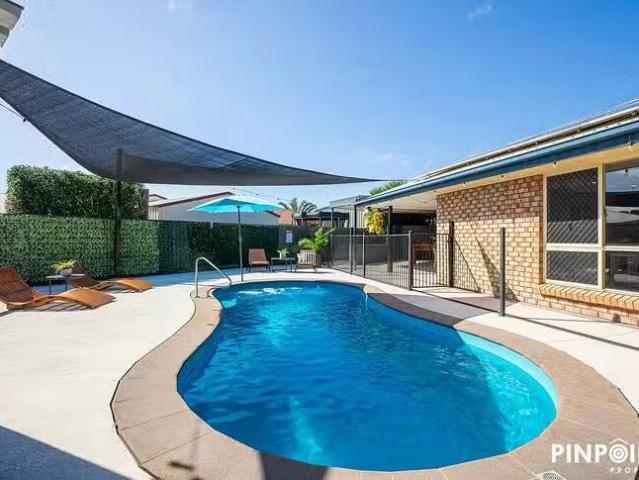 Cheap 2 Cuthbert Court, Slade Point, QLD 4740
