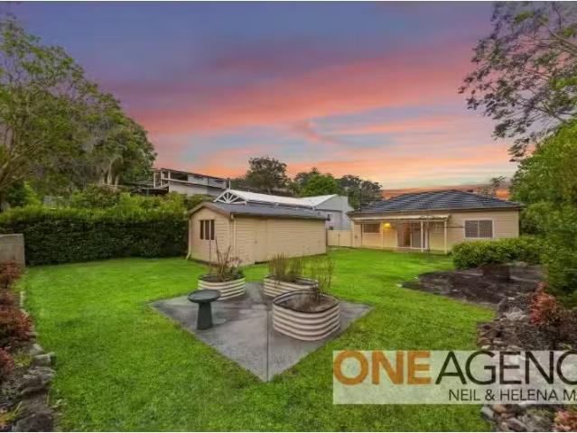 Deal! 2 Bay View Avenue, EAST GOSFORD House for rent Listed b.