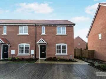 Unique 2 BA 3 bedroom house for rent in Funnell Drive, Stone C.