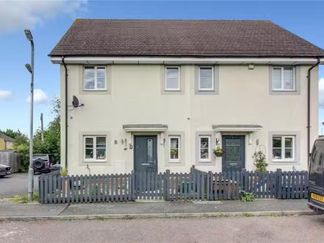 Charming 2 BA 3 bedroom semi detached house for rent in Charkh.