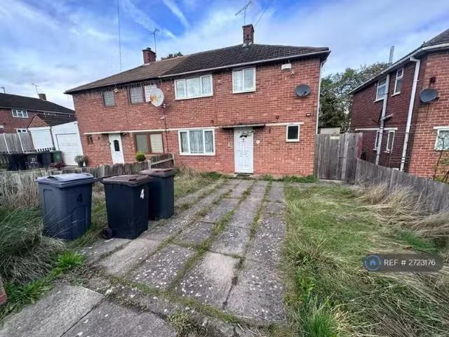Unique 2 BA 3 bedroom semi detached house for rent in Howat Ro.