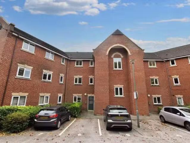Unique 2 BA 2 bedroom apartment for rent in Wilton Close, Blac.