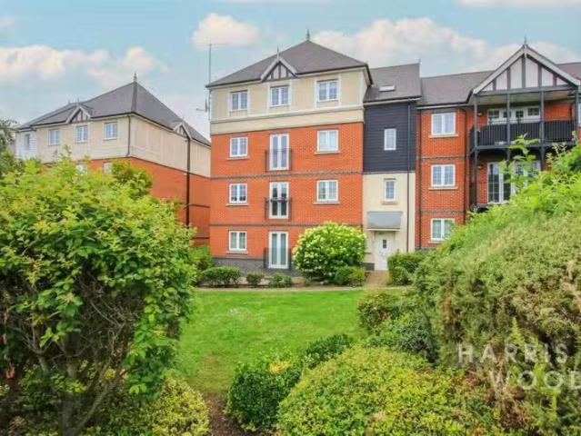 Nice 2 BA 2 bedroom apartment for rent in Axial Drive, Colches.