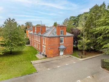 For Rent! 2 BA 2 bedroom apartment for rent in Goldring Way, L.