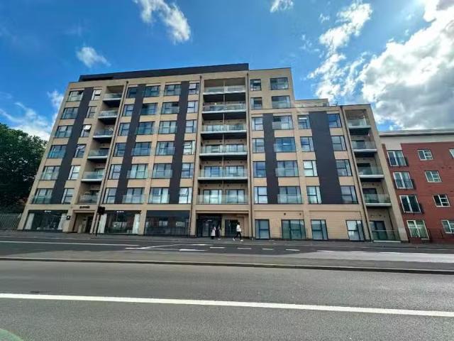Deal! 2 BA 2 bedroom apartment for rent in Regency Place, 50 P.