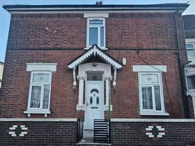 Charming 2 BA 4 bedroom property for rent in Pier Road, Northf.