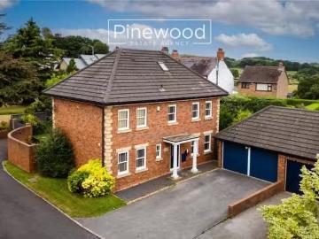 Charming 2 BA 5 bedroom detached house for rent in Cross Tree.