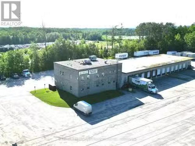 Nice 2 BA Unit #2 25 Willow Drive, North Bay Ferris, ON, P.