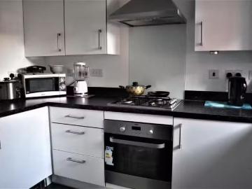 Rental! 2 bedroom terraced house for rent in Wyndham Park, Yeo.