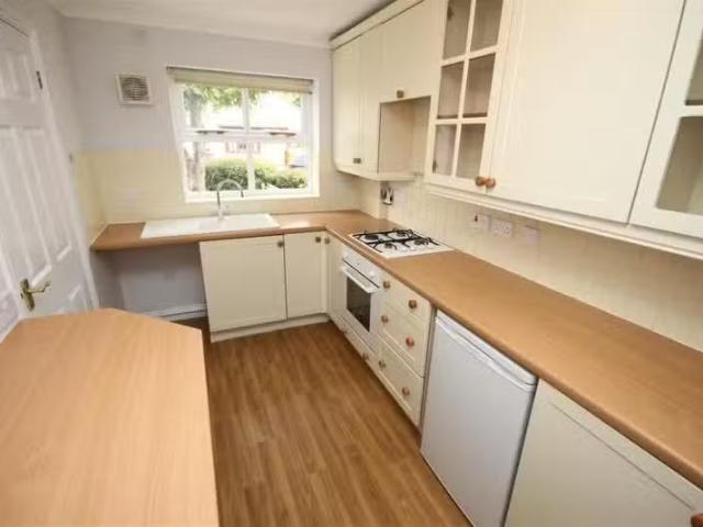 Deal! 2 bedroom terraced house for rent in Brook Close, Histon.