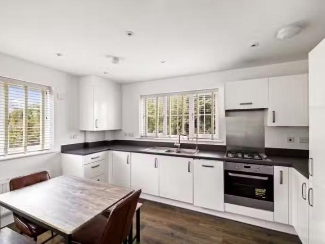Just in! 2 bedroom apartment for rent in Colonel Drive, Folkes.