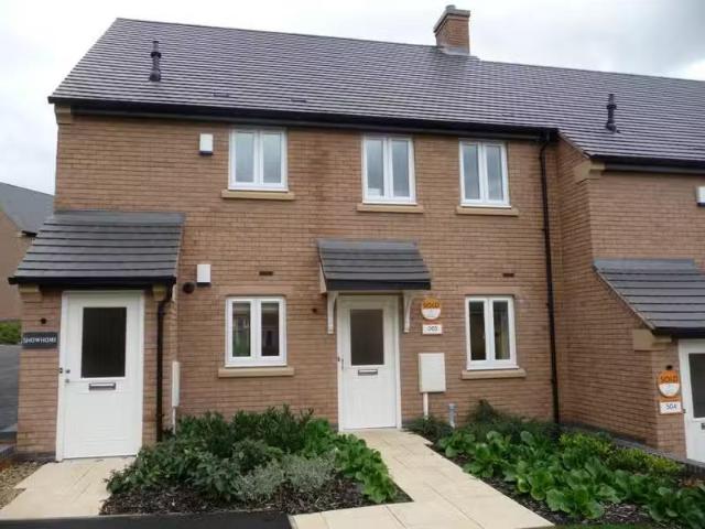 Unique 2 bedroom apartment for rent in Masson Hill View, Morle.