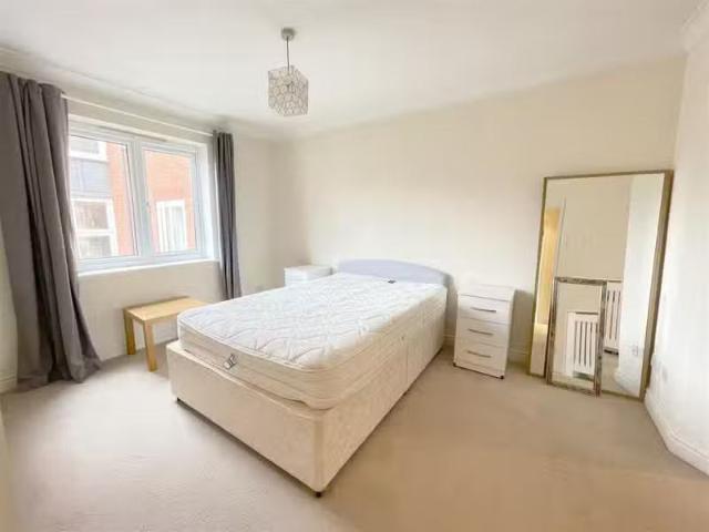 New 2 bedroom apartment for rent in Symphony Court, Sheepcote.