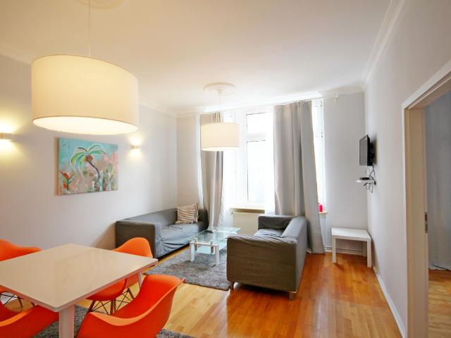 Nice 2 bedroom apartment, Frankfurt Amsterdam Apartments for Rent