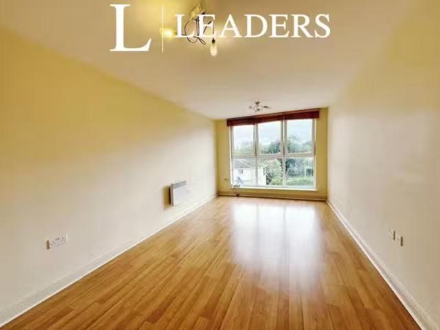 Cozy 2 bedroom flat for rent in Mill Court, Harlow, CM20