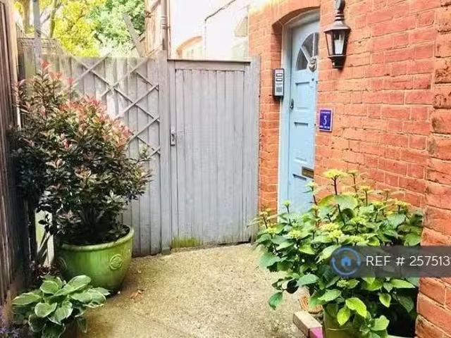 Rental! 2 bedroom flat for rent in Burnt Ash Lane, Bromley, BR1