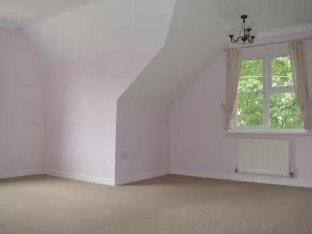 Rental! 2 bedroom flat for rent in Branksome, Poole, BH12