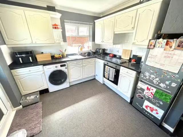 Unique 2 bedroom house for rent in Greenhill Gardens, Minster.