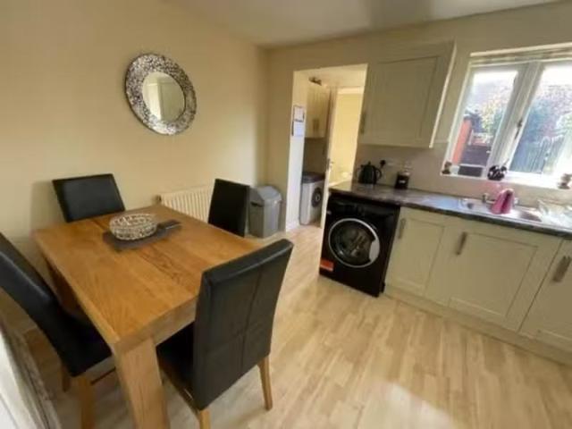 Cozy 2 bedroom house for rent in Maltlands, Locking Castle, We.