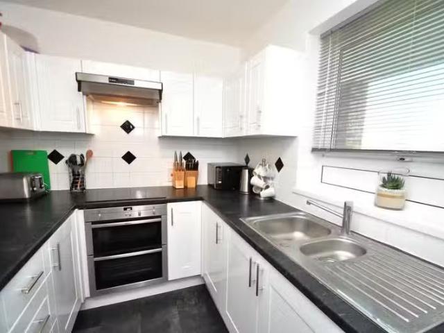 Deal! 2 bedroom maisonette for rent in Jordans, Welwyn Garden.