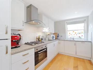For Rent! 2 bedroom property to let in Onslow Gardens, South K.