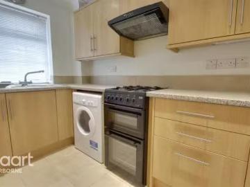 Cheap 2 bedroom semi detached house for rent in Metchley Lane.