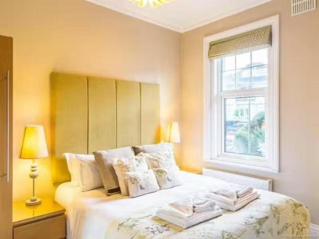 Just in! 2 bedroom serviced apartment for rent in Burnaby Road.