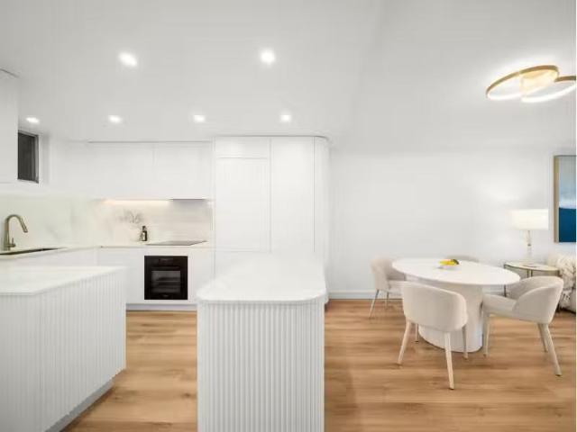 Just in! 2 BR 10/34 Upper Fairfax Road, Mosman Apartment for r.