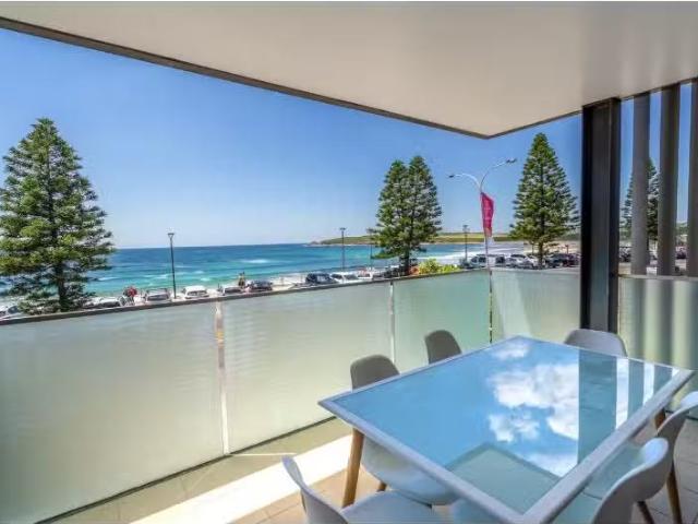 Cozy 2 BR 1/152 Marine Parade, MAROUBRA House for rent Listed.