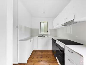 For Rent! 2 BR 1/15 Budgewoi Road, NORAVILLE Apartment for ren.