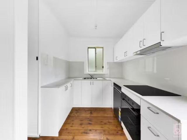 Rental! 2 BR 1/15 Budgewoi Road, NORAVILLE Apartment for rent.