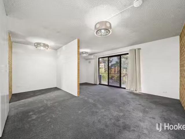 For Rent! 2 BR 1/18 Thurlow Place, Belconnen, ACT 2617