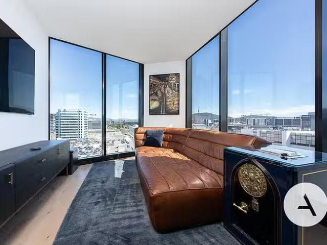 Deal! 2 BR 1203/81 Cooyong Street, Reid, ACT 2612