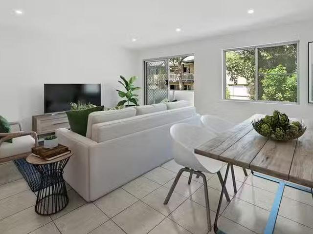 Charming 2 BR 12/12 Clarke Street, Narrabeen, NSW 2101