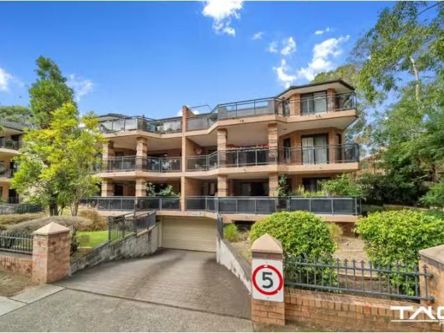 Just in! 2 BR 13/78 80 Lane Street, WENTWORTHVILLE Apartment f.