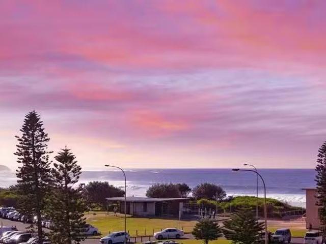 Unique 2 BR 13/84 Dee Why Parade, Dee Why, NSW 2099