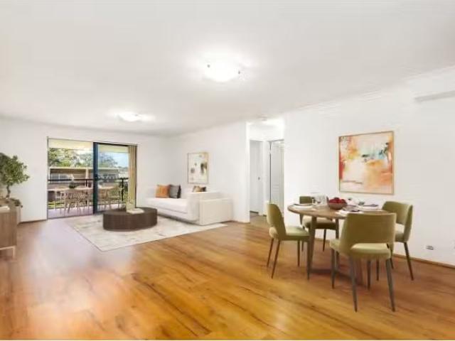 Just in! 2 BR 13/17 19 Henley Road, HOMEBUSH WEST Apartment fo.