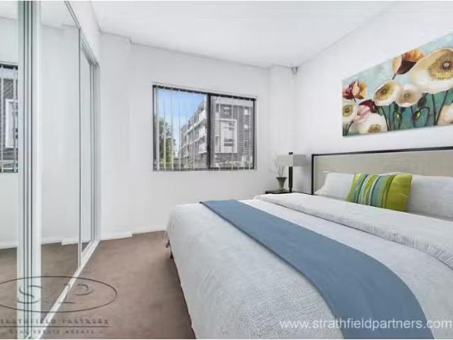 Cheap 2 BR 16/60 64 Essington Street, Wentworthville Apartment.