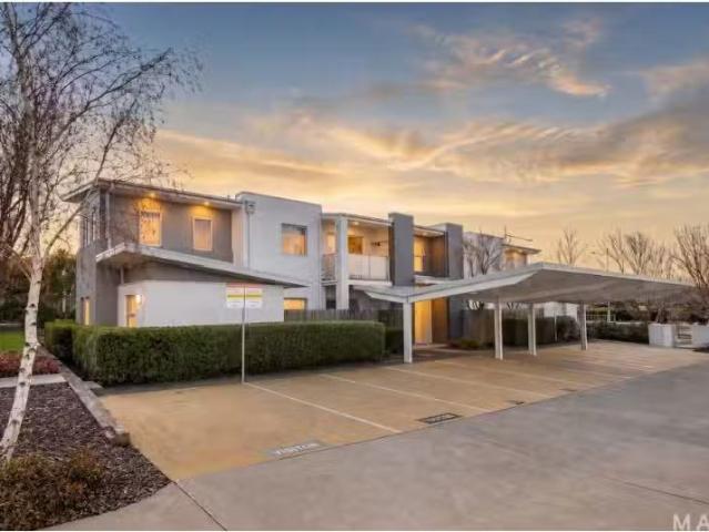 For Rent! 2 BR 16/15 Bill Ferguson Street, Bonner Apartment fo.