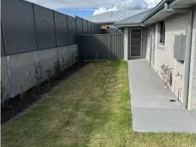 Deal! 2 BR 1/7 Gallery Avenue, GILLIESTON HEIGHTS Townhouse fo.