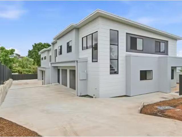 Just in! 2 BR 1/87 Granite Street, Port Macquarie Townhouse fo.