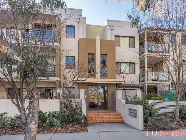 Unique 2 BR 19/108 Athllon Drive, Greenway Apartment for rent.