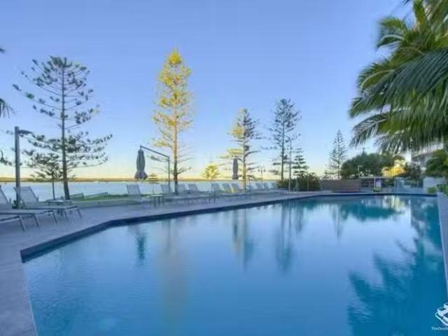 Charming 2 BR 209/430 Marine Parade, Biggera Waters, QLD 4216