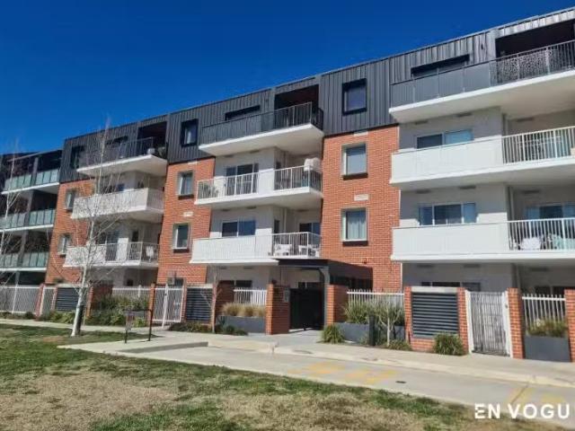 Unique 2 BR 20/16 Bradfield Street, Downer Apartment for rent.