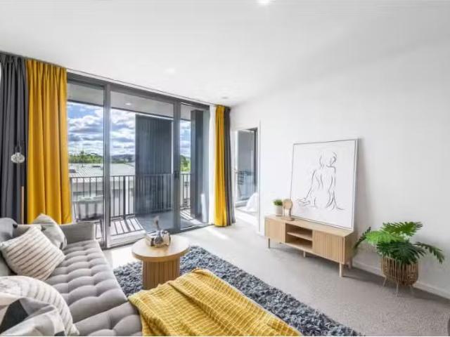 Cozy 2 BR 203/253 Northbourne Avenue, Lyneham Apartment for re.