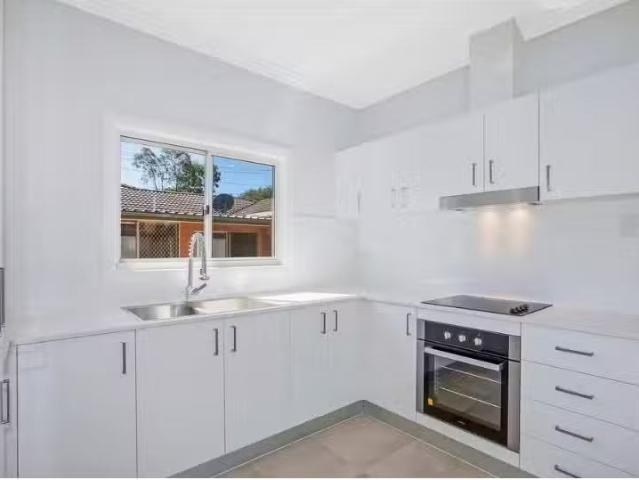 Rental! 2 BR 20a Cynthia Street, Bateau Bay House for rent Li.