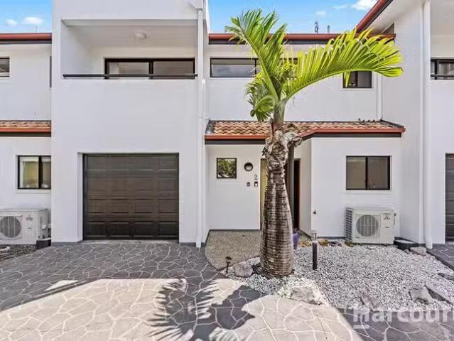 Nice 2 BR 2/179 Torquay Road, Scarness, QLD 4655