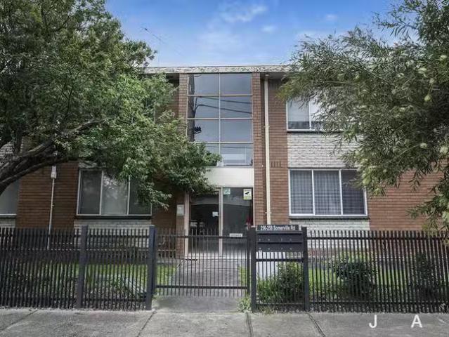 Cheap 2 BR 2/256 Somerville Road, Kingsville, VIC 3012